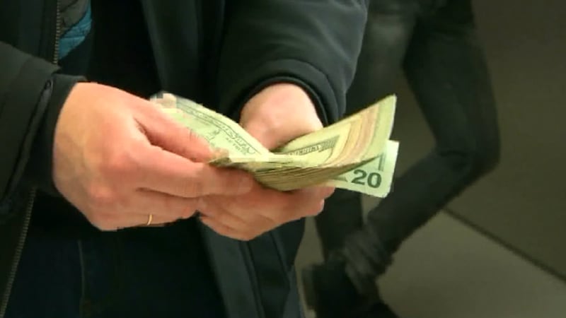 Employee counts tip money