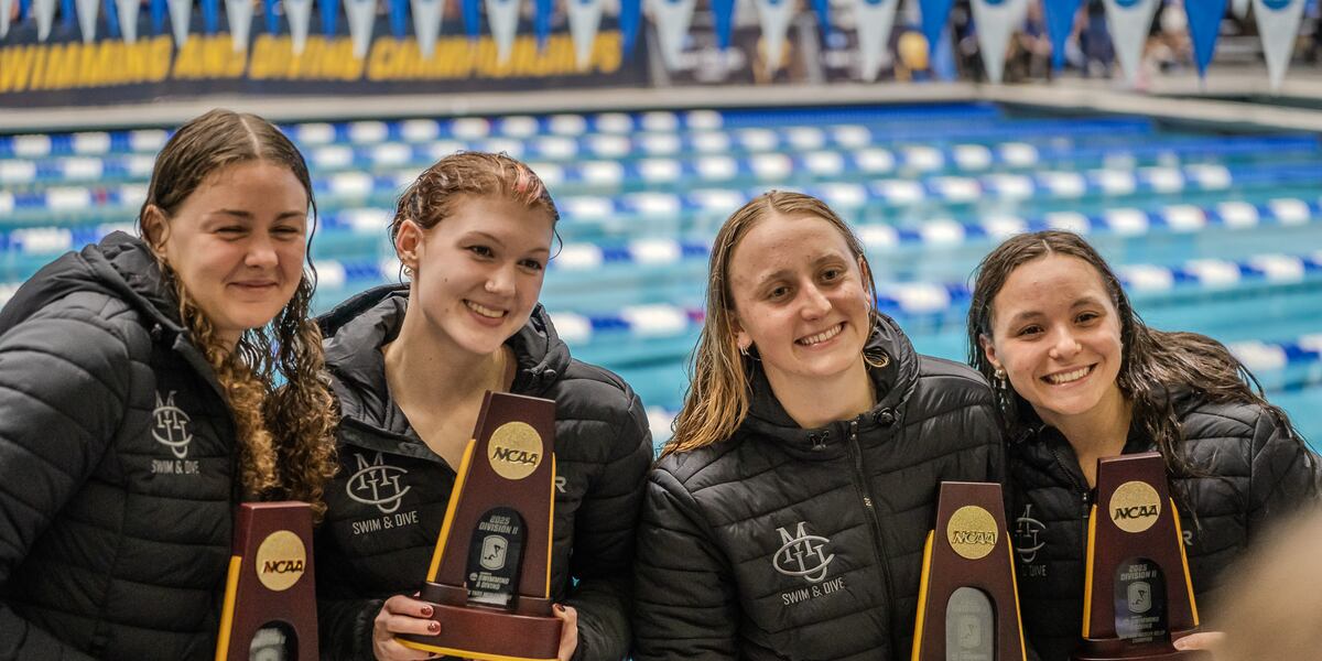 CMU Swim sets records & reclaims national title in 400 Medley Relay