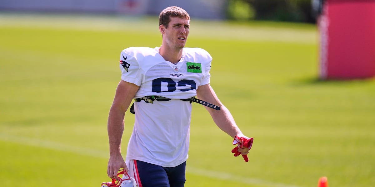 Anna Raridon Patriots tight end Eli Raridon and wife announce death of newborn son