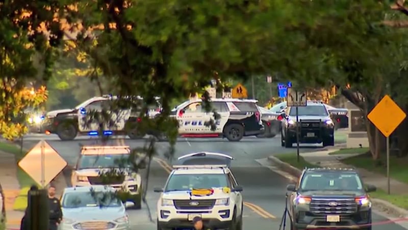 Violenta parada de tráfico: policía dispara contra pasajero luego de que este presuntamente lo...