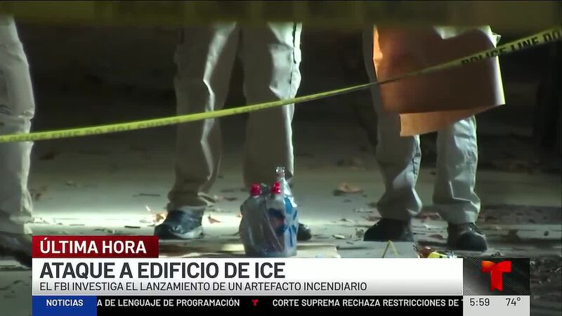 Las autoridades federales han difundido la fotografía de un sospechoso señalado como la...